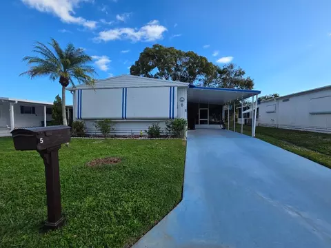 5 Yolanda, Port Saint Lucie, FL 34952