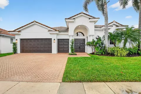 8030 Laurel Ridge Ct, Delray Beach, FL 33446