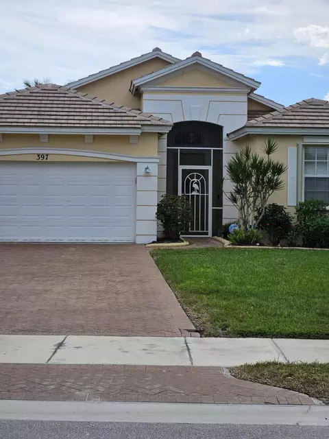 397 SW Lakeforest Way N, Port Saint Lucie, FL 34986