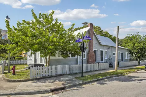 301 S 7th S St, Fort Pierce, FL 34950
