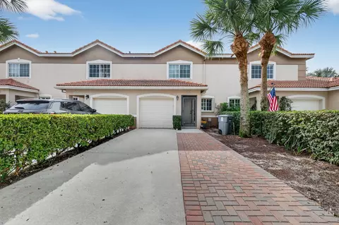 6698 Old Farm Trl, Boynton Beach, FL 33437