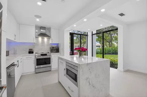 7847 Lakeside Blvd #1014, Boca Raton, FL 33434