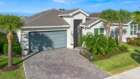 11397 SW Carlisle Crossing Ave, Port Saint Lucie, FL 34987