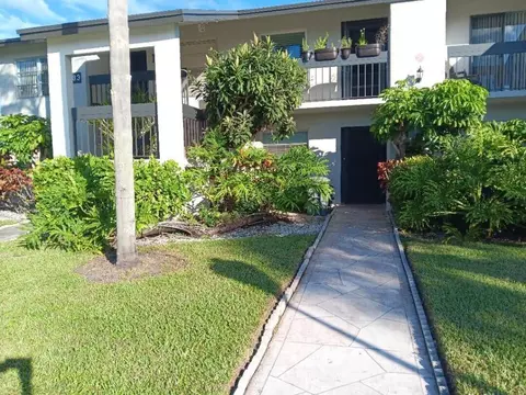 13283 Pineapple Palm Ct #B, Delray Beach, FL 33484
