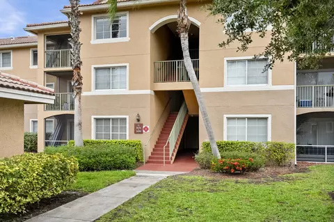 3686 NW Adriatic Ln, Jensen Beach, FL 34957