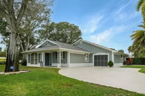 1001 Gatewood Ave, Fort Pierce, FL 34982
