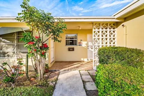 175 High Point Ter E #D, Delray Beach, FL 33445
