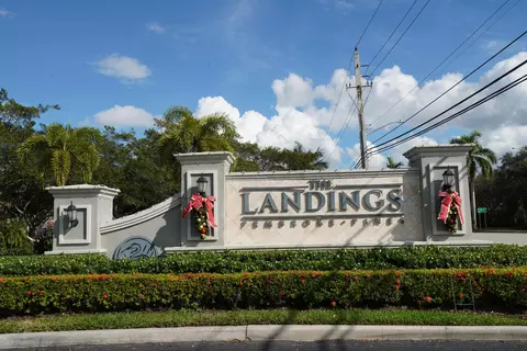 10245 SW 16th Ct, Pembroke Pines, FL 33025