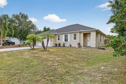 1572 SW Gager Rd, Port Saint Lucie, FL 34953