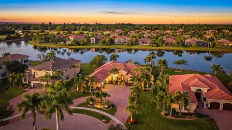 11115 Rockledge View Dr, Palm Beach Gardens, FL 33412