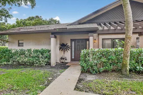 2720 Carambola N #17104, Coconut Creek, FL 33066