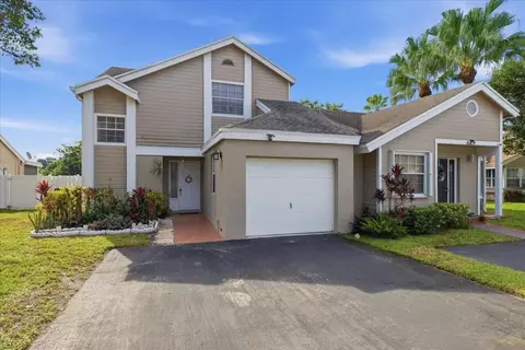 11140 SW 11th, Davie, FL 33324