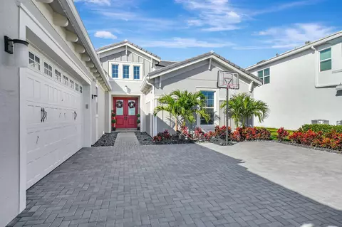 4964 Liberty Ln, Westlake, FL 33470