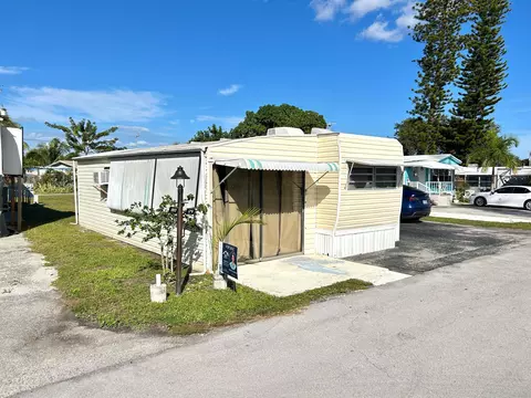 875 NE 48 Th St #LOT 179, Pompano Beach, FL 33064