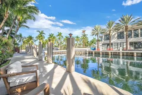 302 Coral Way, Fort Lauderdale, FL 33301