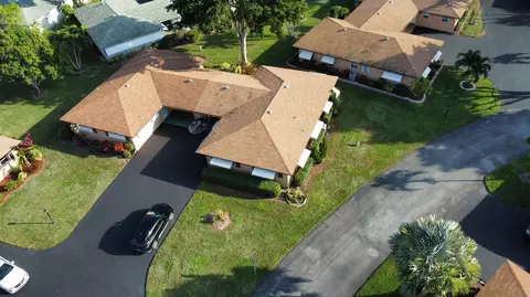 718 Whippoorwill Ln, Delray Beach, FL 33445