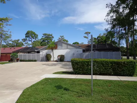1167 Periwinkle, Wellington, FL 33414