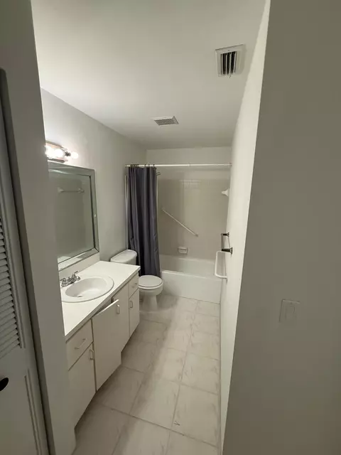 5795 La Pinata Blvd #C-2, Greenacres, FL 33463