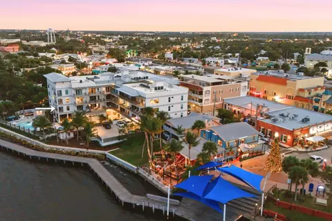 41 SW Seminole #206, Stuart, FL 34994
