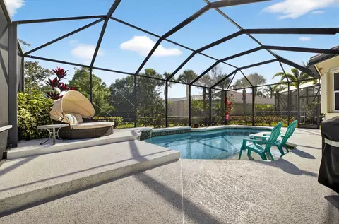 7613 Greenbrier Cir, Port Saint Lucie, FL 34986