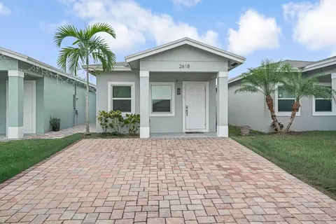 2618 Saginaw Ave, West Palm Beach, FL 33409