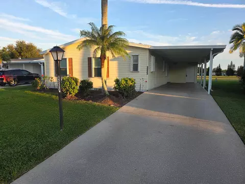 3033 Satinleaf Ln, Port Saint Lucie, FL 34952