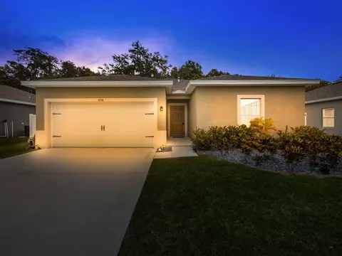 5234 Oakland Lake Cir, Fort Pierce, FL 34951