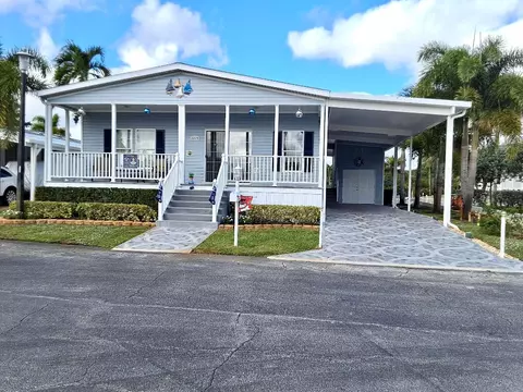 1215 Poinsettia Dr, Deerfield Beach, FL 33442