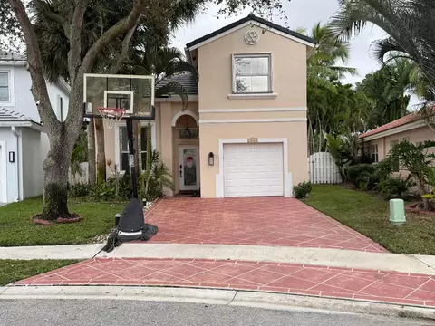 5655 La Quinta Ct, Lake Worth, FL 33463