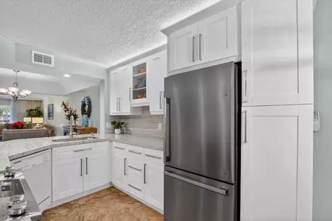 23345 Carolwood Ln #205, Boca Raton, FL 33428