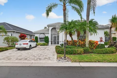 11910 Fountainside Cir, Boynton Beach, FL 33437