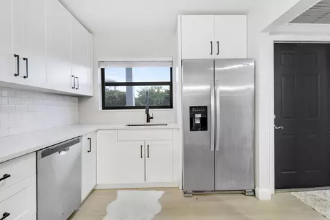 1200 SE Parkview Pl #F3, Stuart, FL 34994