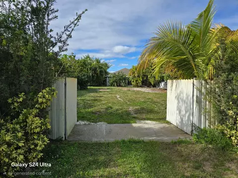 5676 SE Inez, Stuart, FL 34997
