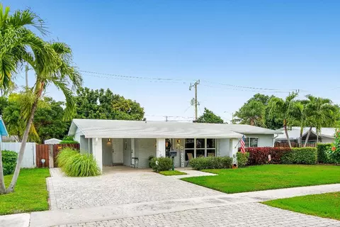 301 SE 10th, Deerfield Beach, FL 33441
