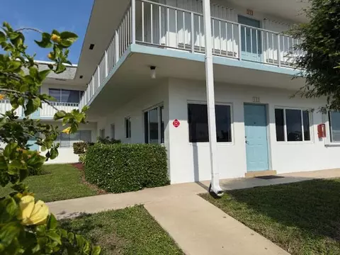 3402 Cynthia Ln #112, Lake Worth Beach, FL 33461