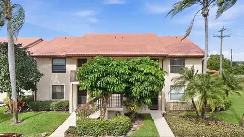 4542 Lucerne Lakes Blvd E #206, Lake Worth, FL 33467