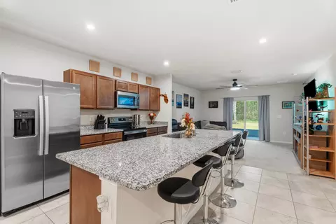 271 Raspberry Rd, Fort Pierce, FL 34981