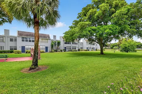 2340 SW 22 Ave #312, Delray Beach, FL 33445