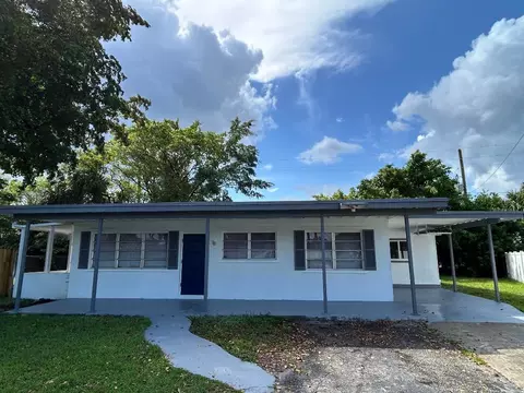 5724 Seton Dr, Margate, FL 33063