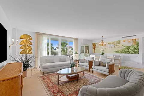 100 Worth Ave #401, Palm Beach, FL 33480