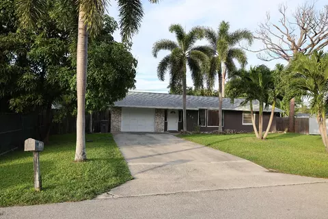3639 Ivanhoe Ave, Boynton Beach, FL 33436