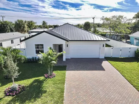 18 SW 6th St, Delray Beach, FL 33444