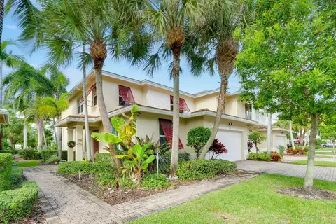 1083 Piccadilly St, Palm Beach Gardens, FL 33418
