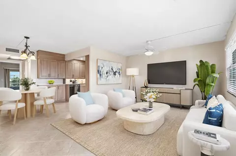 4067 Yarmouth D, Boca Raton, FL 33434