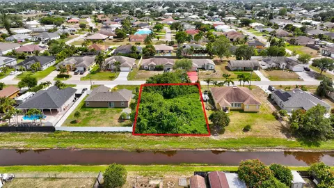 373 SW Millard Dr, Port St Lucie, FL 34953