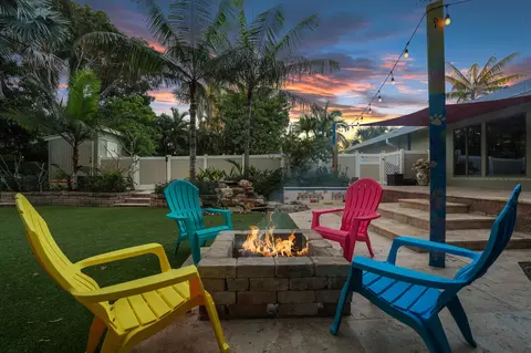 1110 Kriss Ln, Jupiter, FL 33458