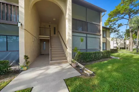802 Sky Pine Way #E2, Greenacres, FL 33415