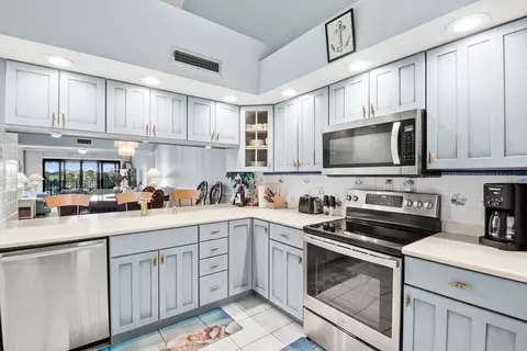901 Seafarer Cir #503, Jupiter, FL 33477