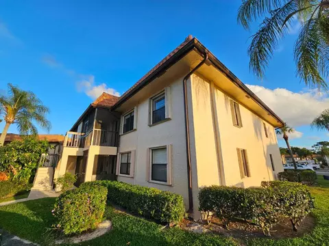7091 Golf Colony Ct #203, Lake Worth, FL 33467