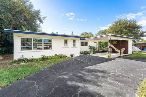 817 Buttonwood Rd, North Palm Beach, FL 33408